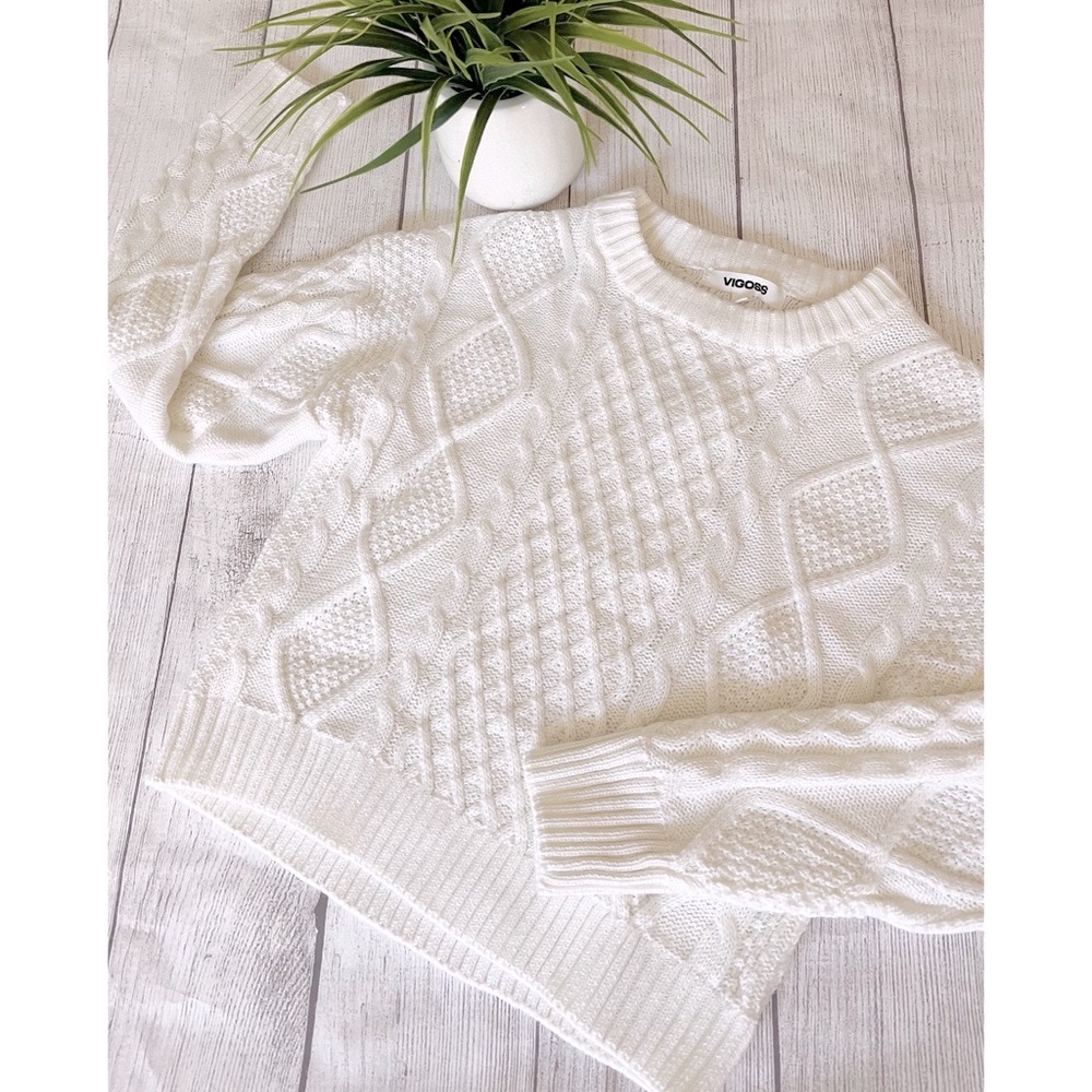 Vigoss white cable knit crew neck sweater NWT S - Picture 1 of 10